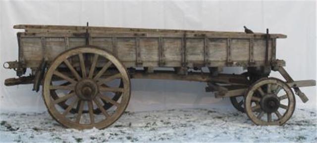 Boerenwagen met sponnenzijbord, Karrenmuseum Essen